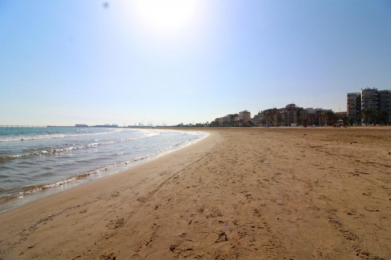 Global Properties, Los Claveles - Practico Apartamento Con Wifi En Sagunto Екстериор снимка